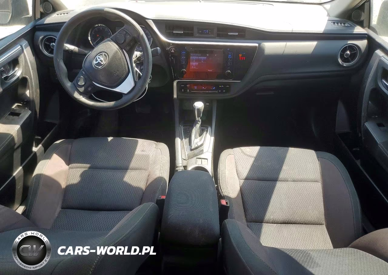 2019 Toyota Corolla Le VIN:5YFBURHE3KP945437 - 8
