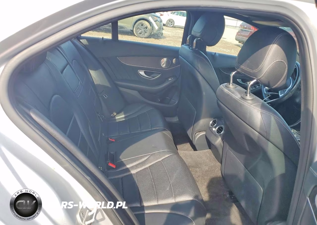 2015 Mercedes-Benz C 300 4Matic VIN:55SWF4KB3FU061379 - 10
