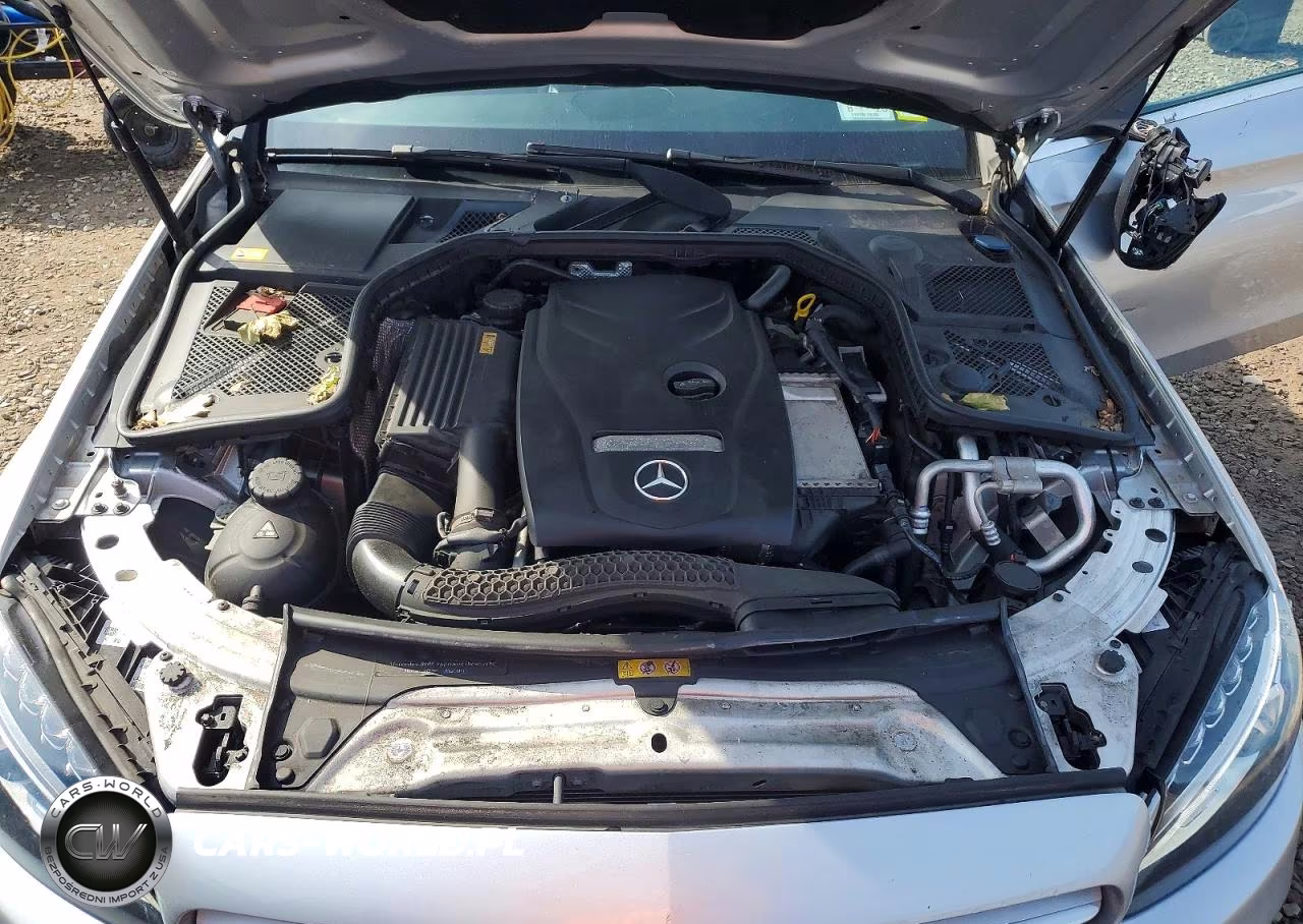 2015 Mercedes-Benz C 300 4Matic VIN:55SWF4KB3FU061379 - 11