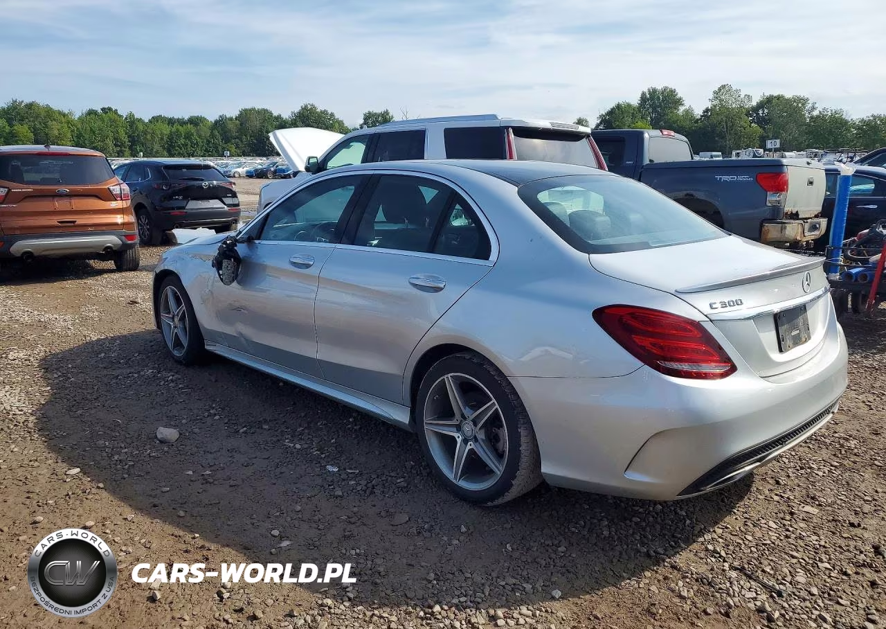 2015 Mercedes-Benz C 300 4Matic VIN:55SWF4KB3FU061379 - 2