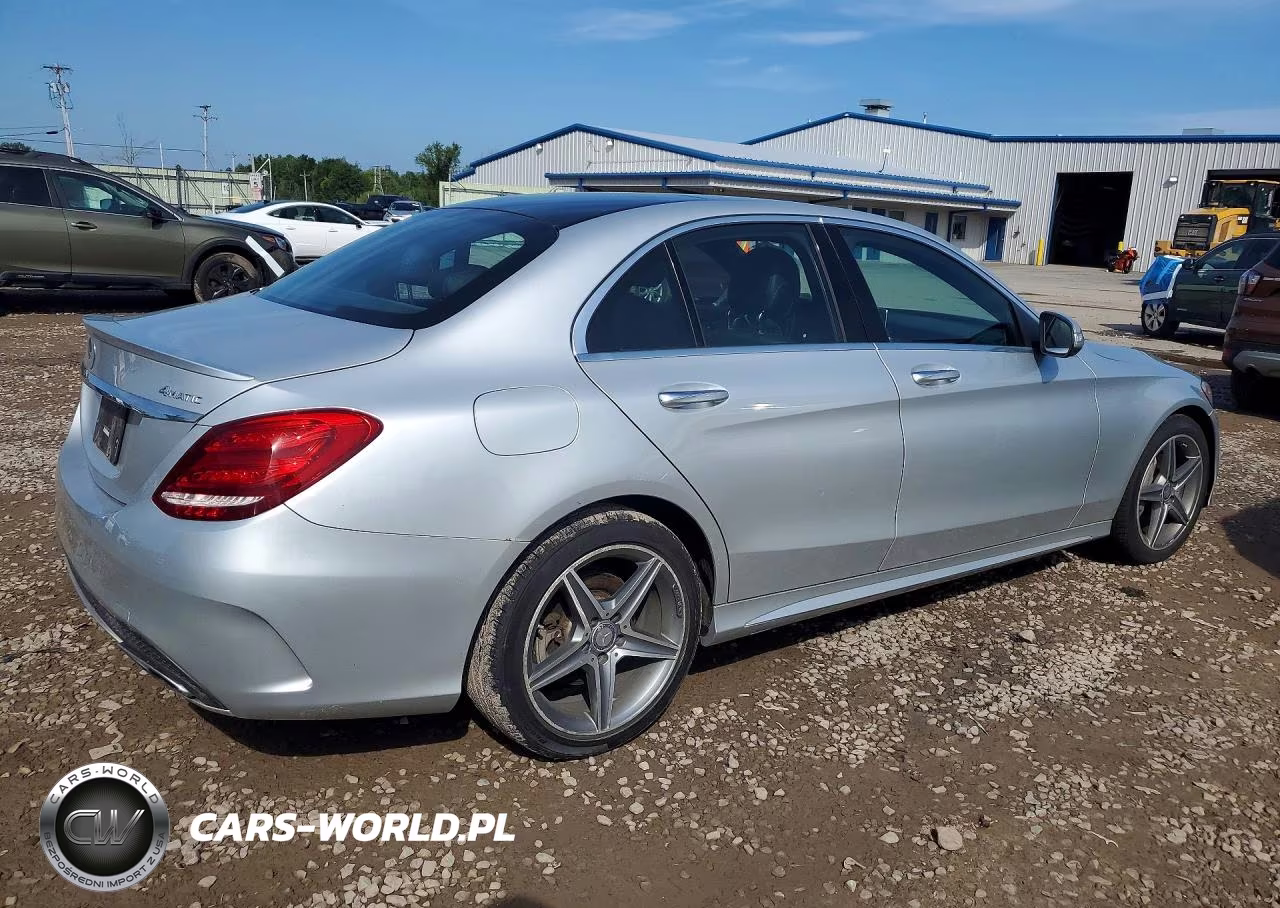 2015 Mercedes-Benz C 300 4Matic VIN:55SWF4KB3FU061379 - 3