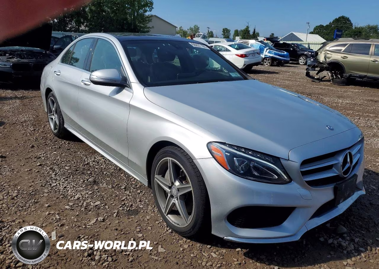 2015 Mercedes-Benz C 300 4Matic VIN:55SWF4KB3FU061379 - 4