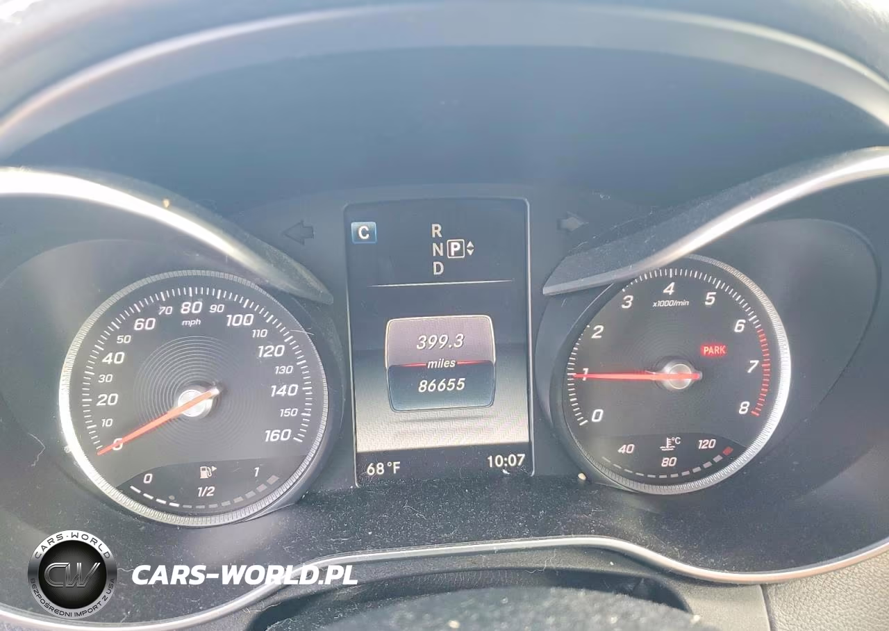 2015 Mercedes-Benz C 300 4Matic VIN:55SWF4KB3FU061379 - 9