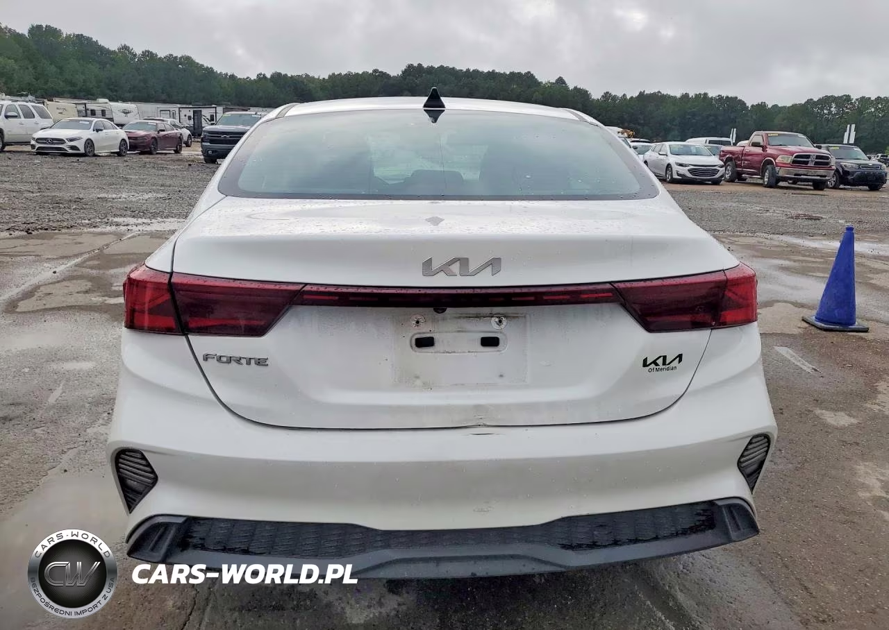 2023 Kia Forte Lxs VIN:3KPF24AD2PE673869 - 6