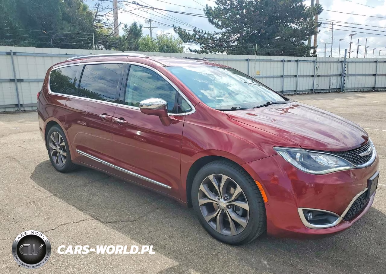 2017 Chrysler Pacifica Limited VIN:2C4RC1GG1HR620574 - 4