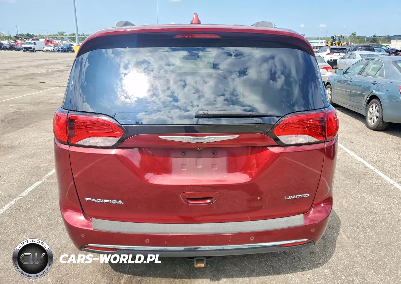 2017 Chrysler Pacifica Limited VIN:2C4RC1GG1HR620574 - 6