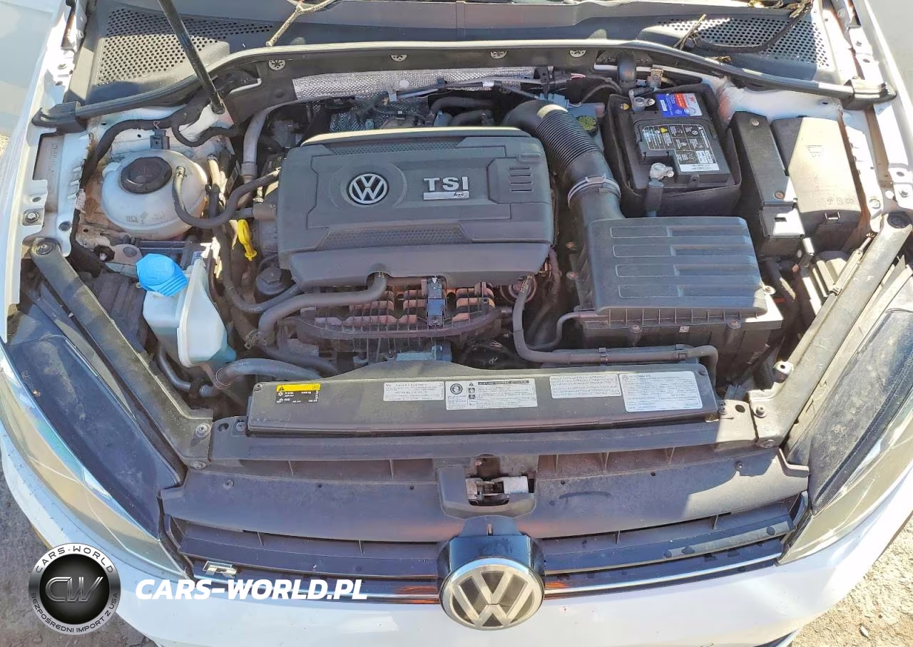 2018 Volkswagen Golf R VIN:WVWWF7AU2JW257078 - 11