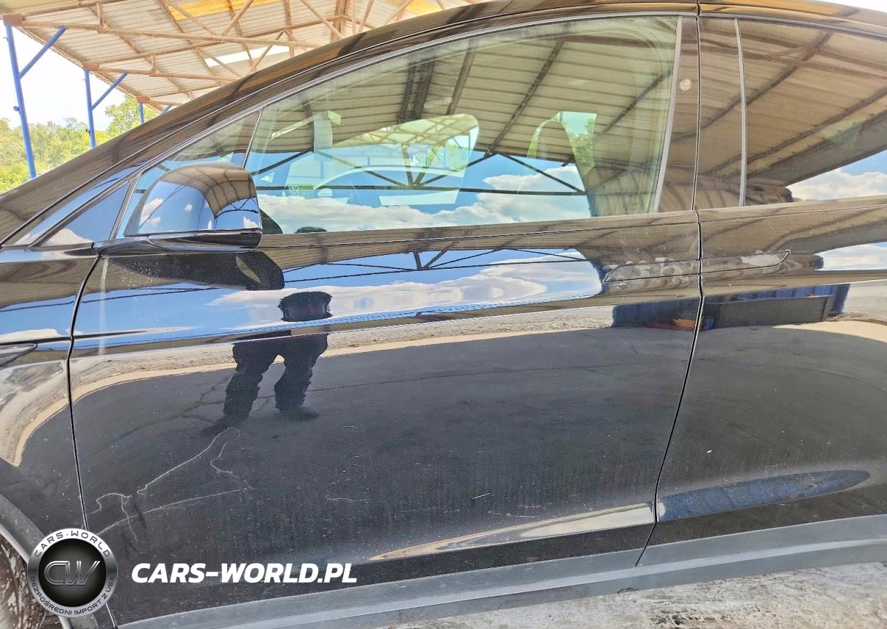 2022 Tesla Model X VIN:7SAXCBE68NF345920 - 7