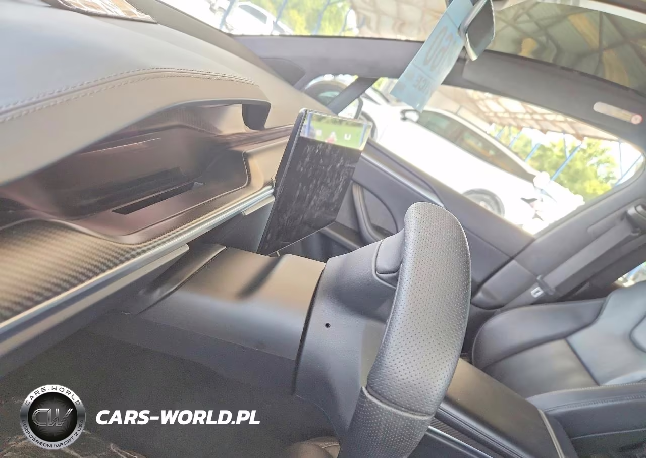 2022 Tesla Model X VIN:7SAXCBE68NF345920 - 9