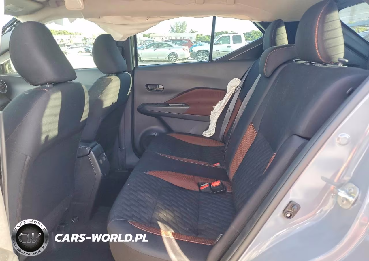 2022 Nissan Kicks Sr VIN:3N1CP5DV7NL529843 - 10