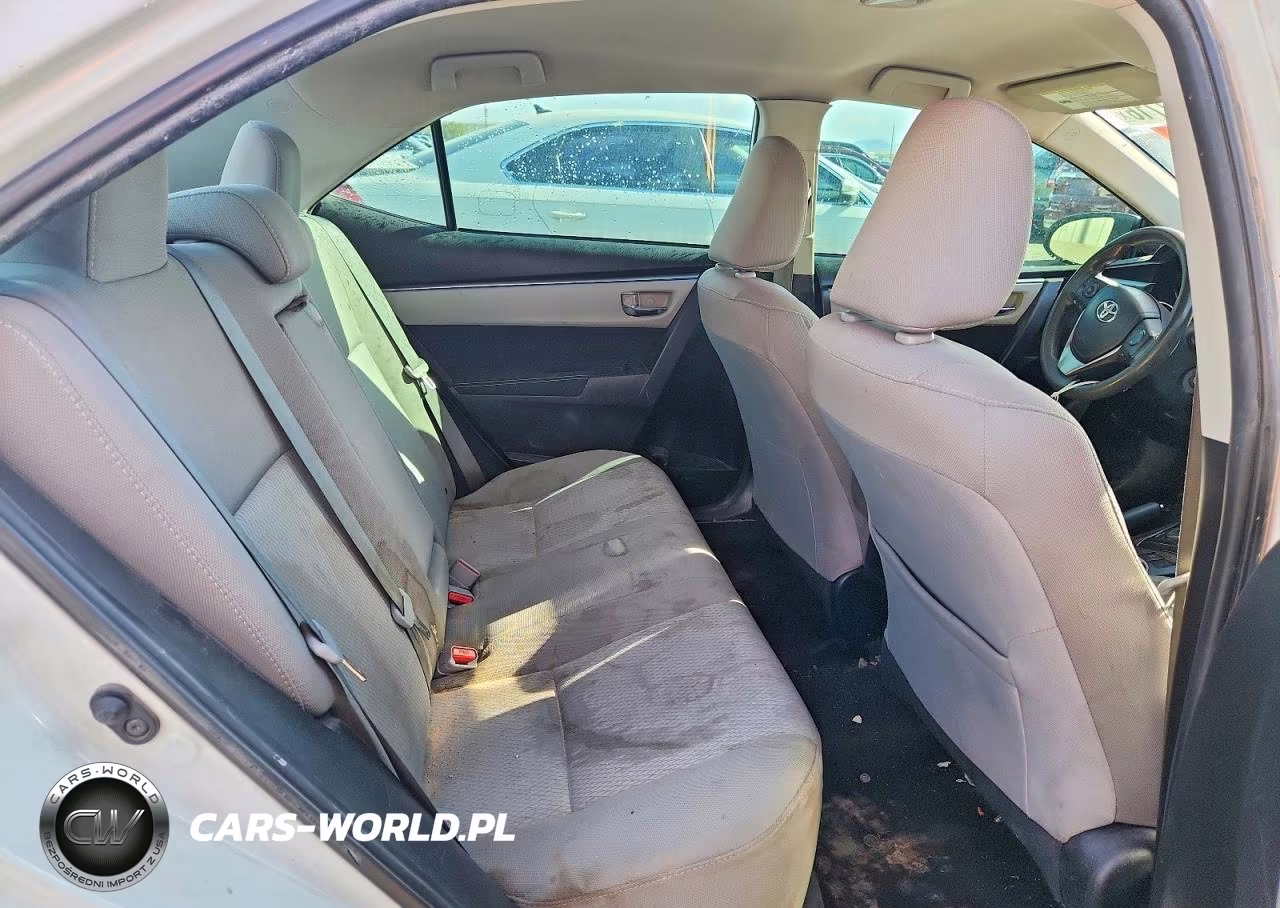 2015 Toyota Corolla Le VIN:5YFBURHE3FP343787 - 10