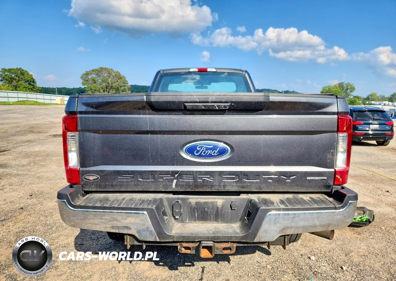 2017 Ford F250 Super Duty VIN:1FTBF2B65HEE74349 - 6