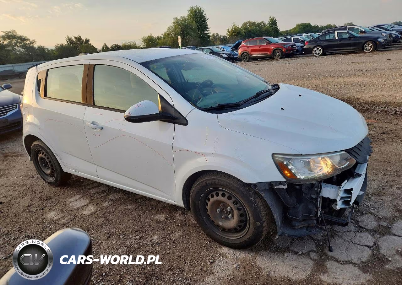 2017 Chevrolet Sonic VIN:1G1JG6SH1H4167499 - 4
