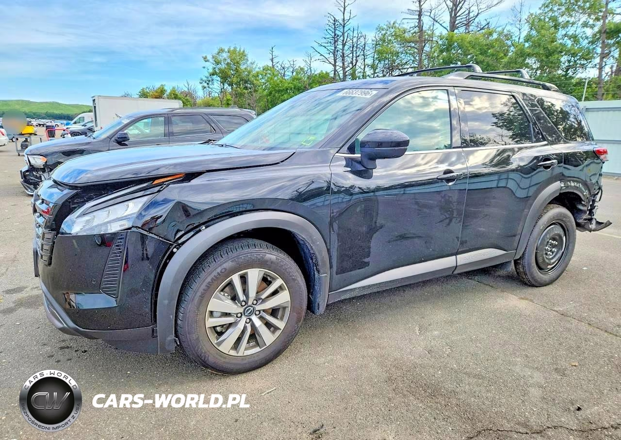 2026 Nissan Pathfinder Sl