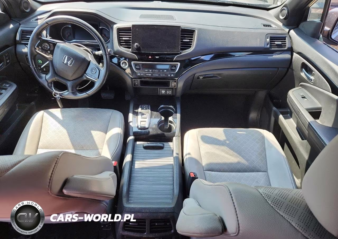 2021 Honda Passport Touring VIN:5FNYF8H96MB021641 - 8