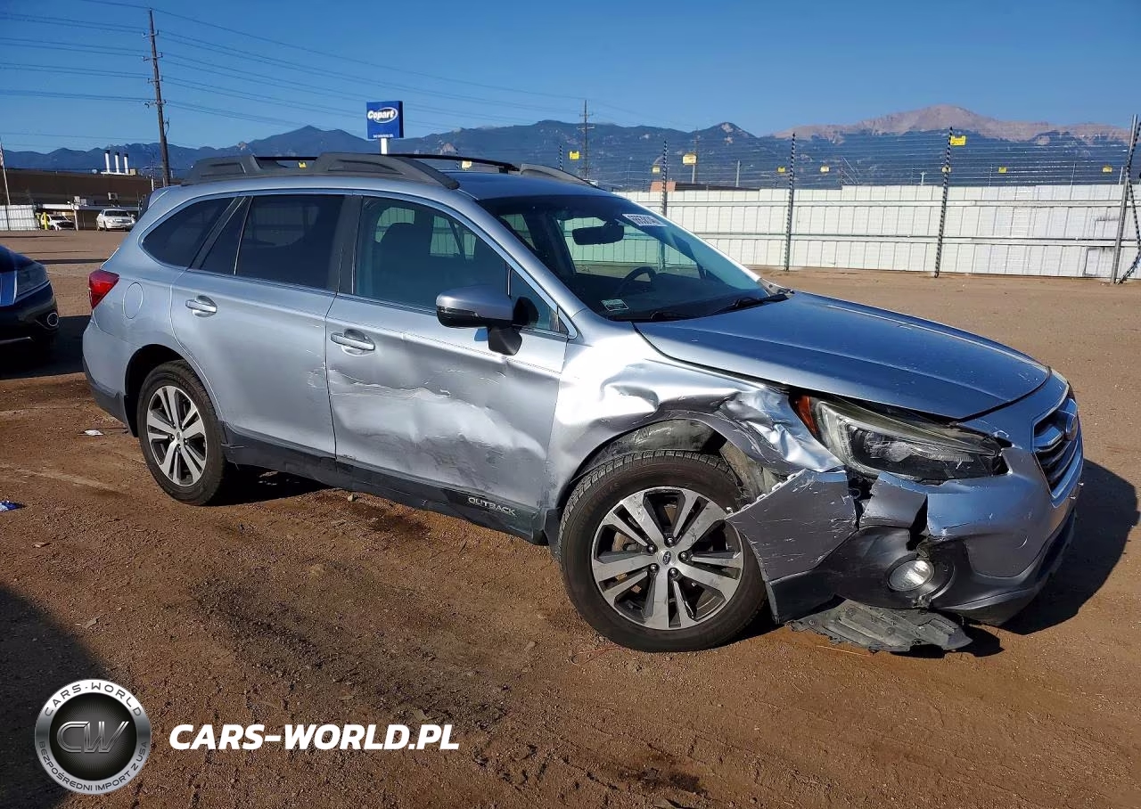 2018 Subaru Outback 2.5I Limited VIN:4S4BSANC2J3280026 - 4