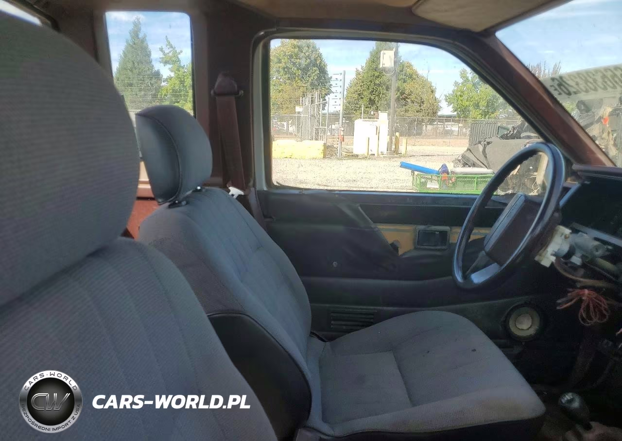 1997 Nissan Pickup Base VIN:1N6SD16Y8LC320201 - 10