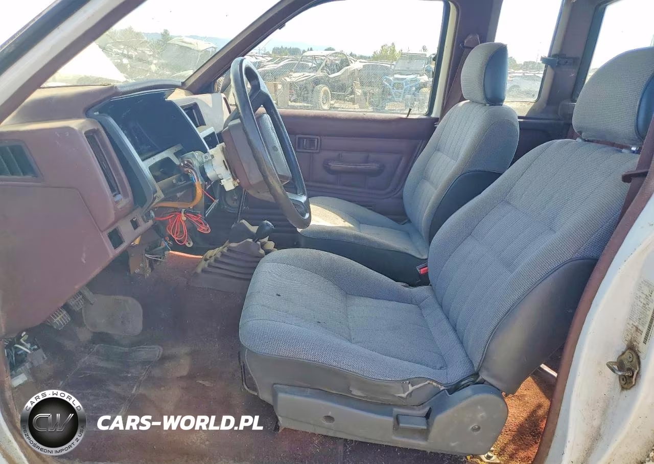 1997 Nissan Pickup Base VIN:1N6SD16Y8LC320201 - 7