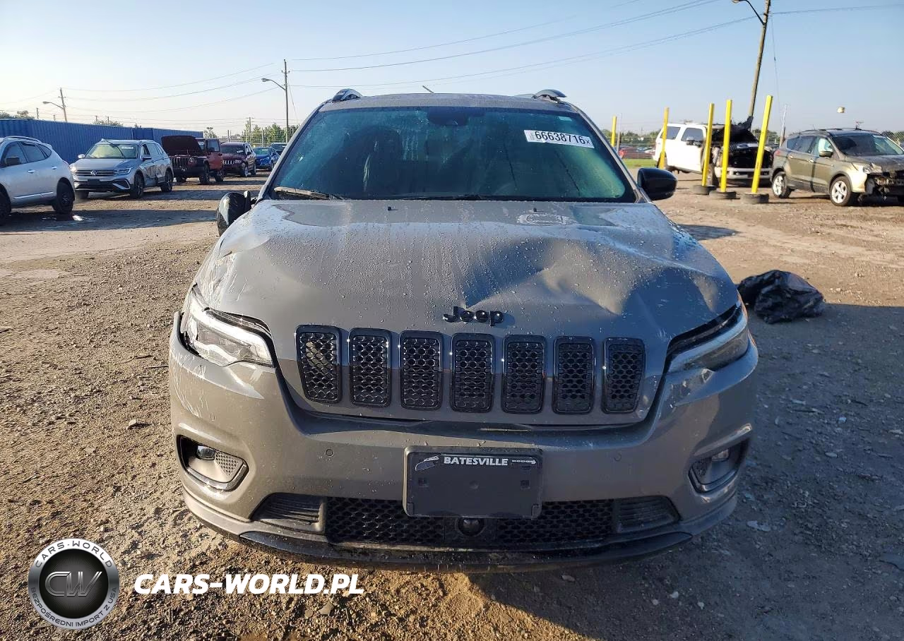 2023 Jeep Cherokee Altitude Lux VIN:1C4PJMMB8PD102986 - 5