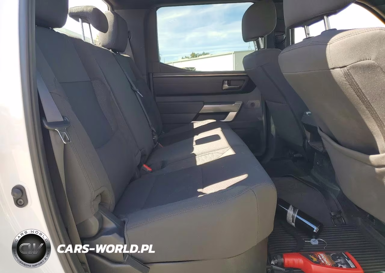 2026 Toyota Tundra Sr5 VIN:5TFLA5DB2TX405193 - 10