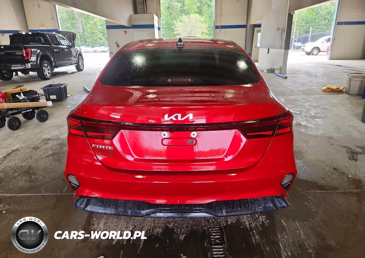 2022 Kia Forte Lxs VIN:3KPF24AD8NE425896 - 6