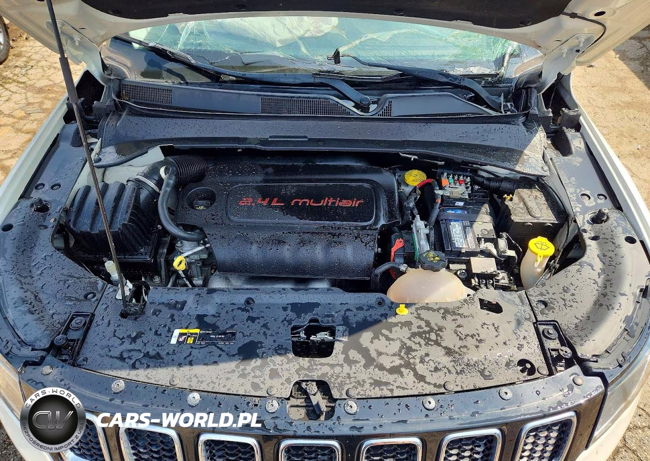 2018 Jeep Compass Latitude VIN:3C4NJDBB6JT281752 - 12
