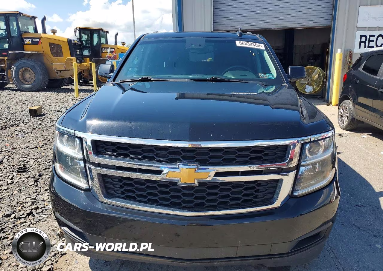 2018 Chevrolet Suburban K1500 Lt VIN:1GNSKHKC4JR358764 - 5