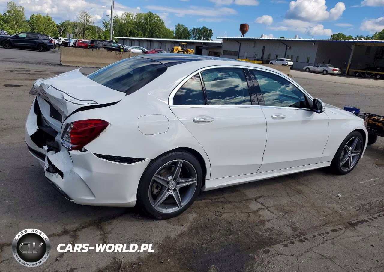 2015 Mercedes-Benz C 400 4Matic VIN:55SWF6GB5FU034107 - 3