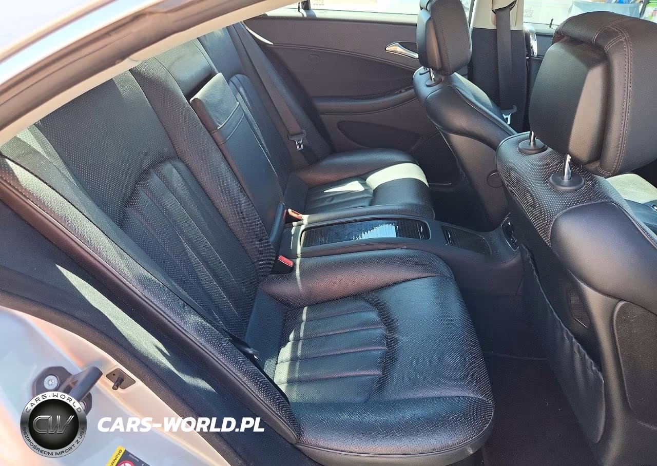 2007 Mercedes-Benz Cls 550 VIN:WDDDJ72XX7A100537 - 10