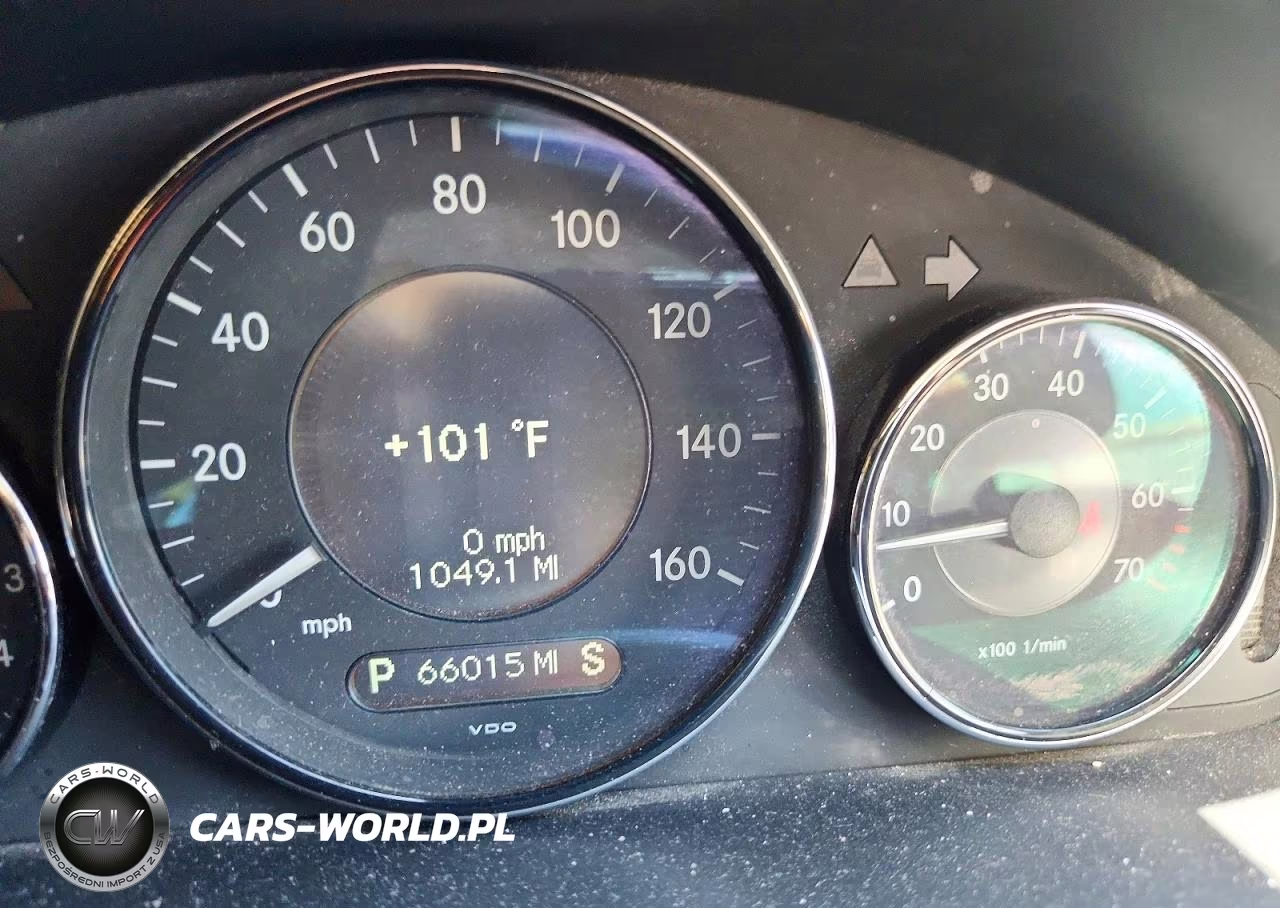 2007 Mercedes-Benz Cls 550 VIN:WDDDJ72XX7A100537 - 9