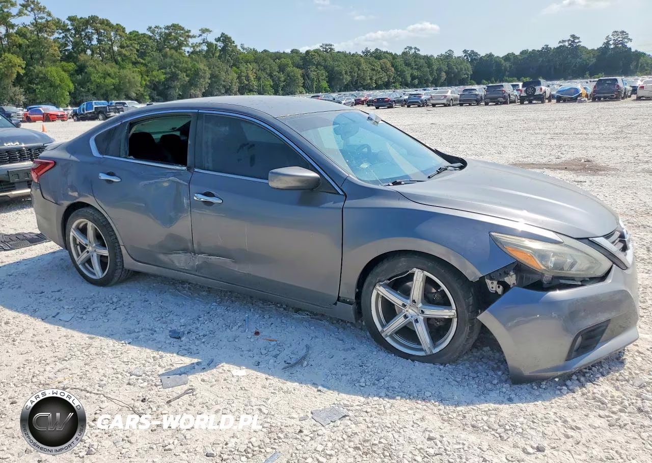 2018 Nissan Altima 2.5 Sr VIN:1N4AL3AP1JC231102 - 4