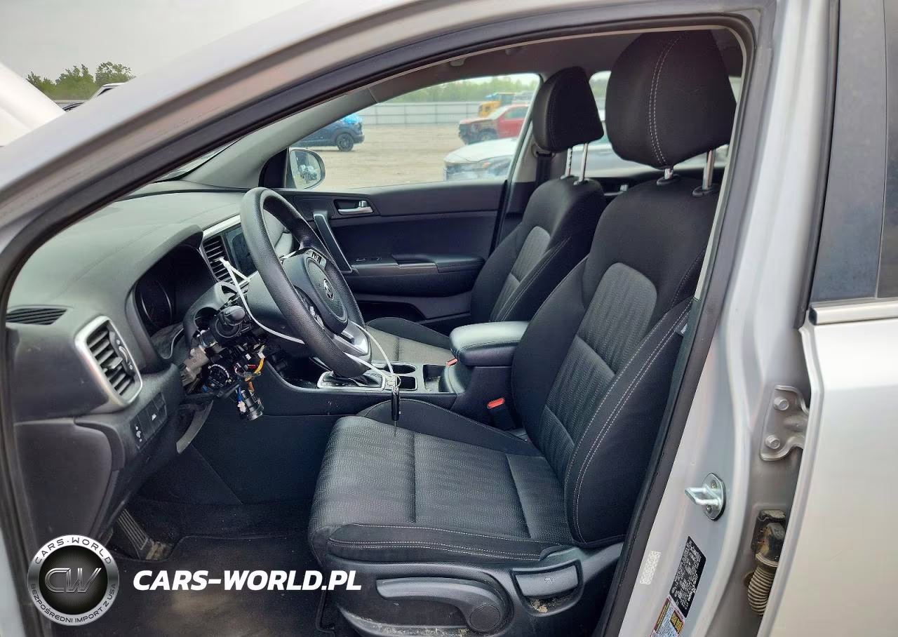 2020 Kia Sportage Lx VIN:KNDPMCAC3L7637117 - 7
