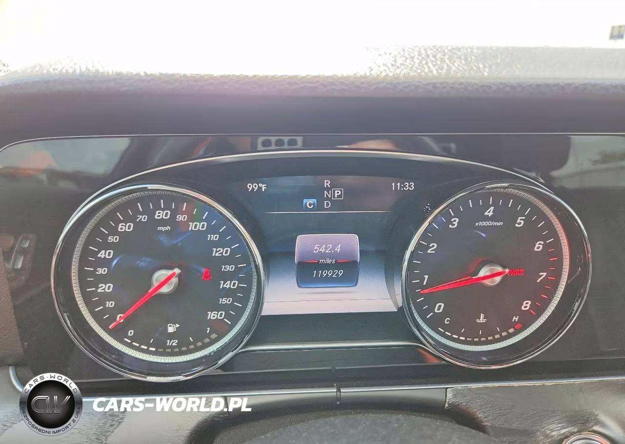 2018 Mercedes-Benz E 300 VIN:WDDZF4JB6JA383070 - 9