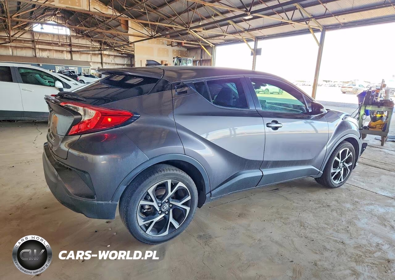 2020 Toyota C-Hr Xle VIN:JTNKHMBX8L1088759 - 3