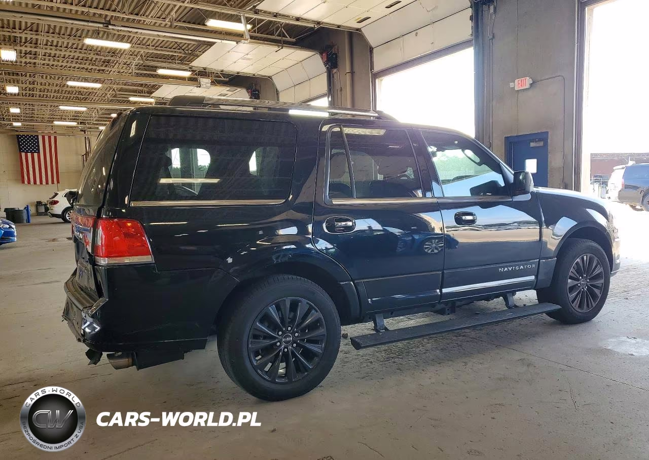 2016 Lincoln Navigator Select VIN:5LMJJ2JT6GEL00864 - 3