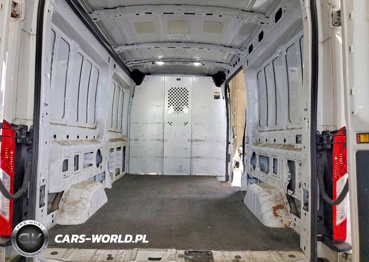 2023 Ford Transit 250 Delivery Van VIN:1FTBR1C82PKA25664 - 10