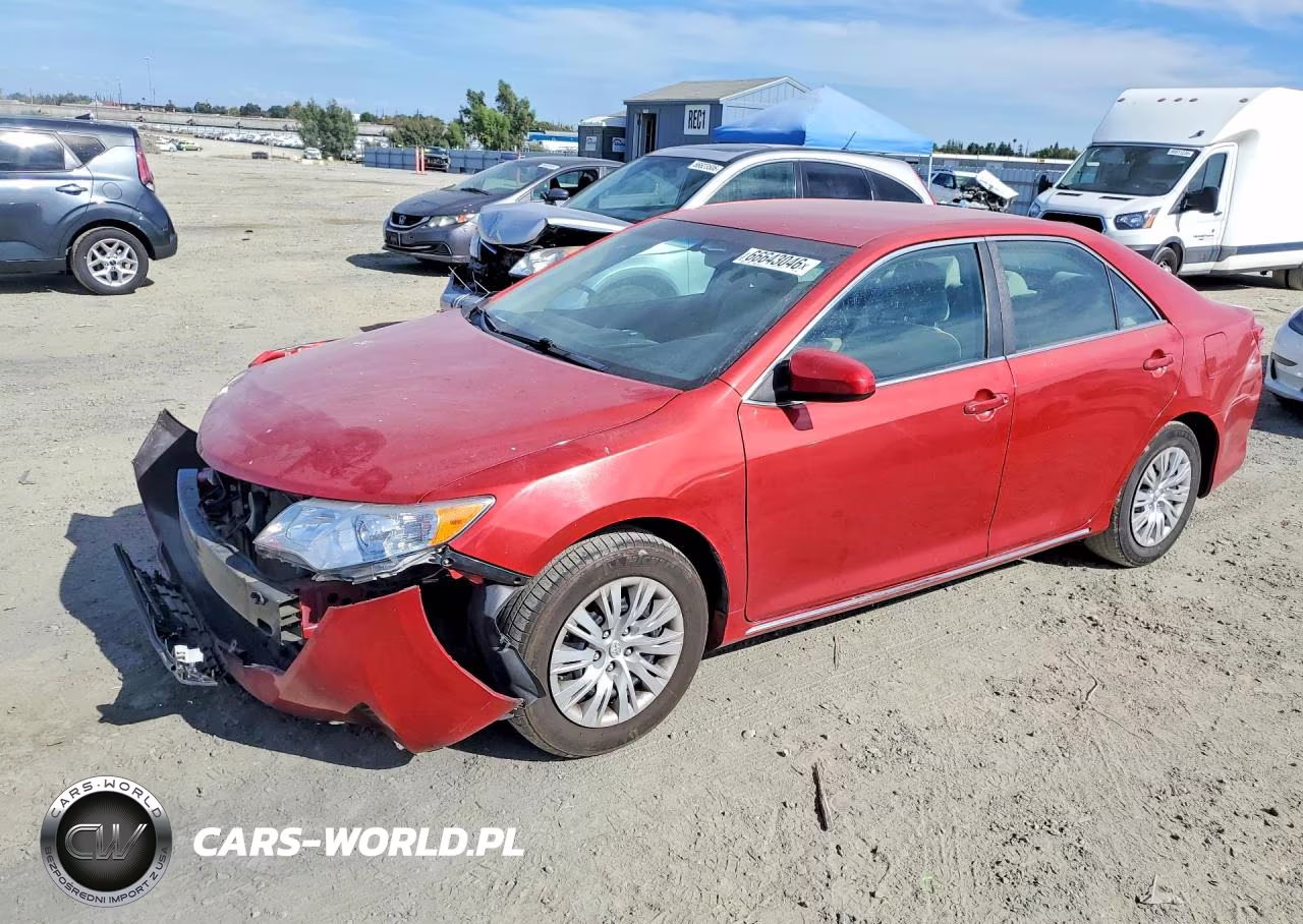 2013 Toyota Camry Le