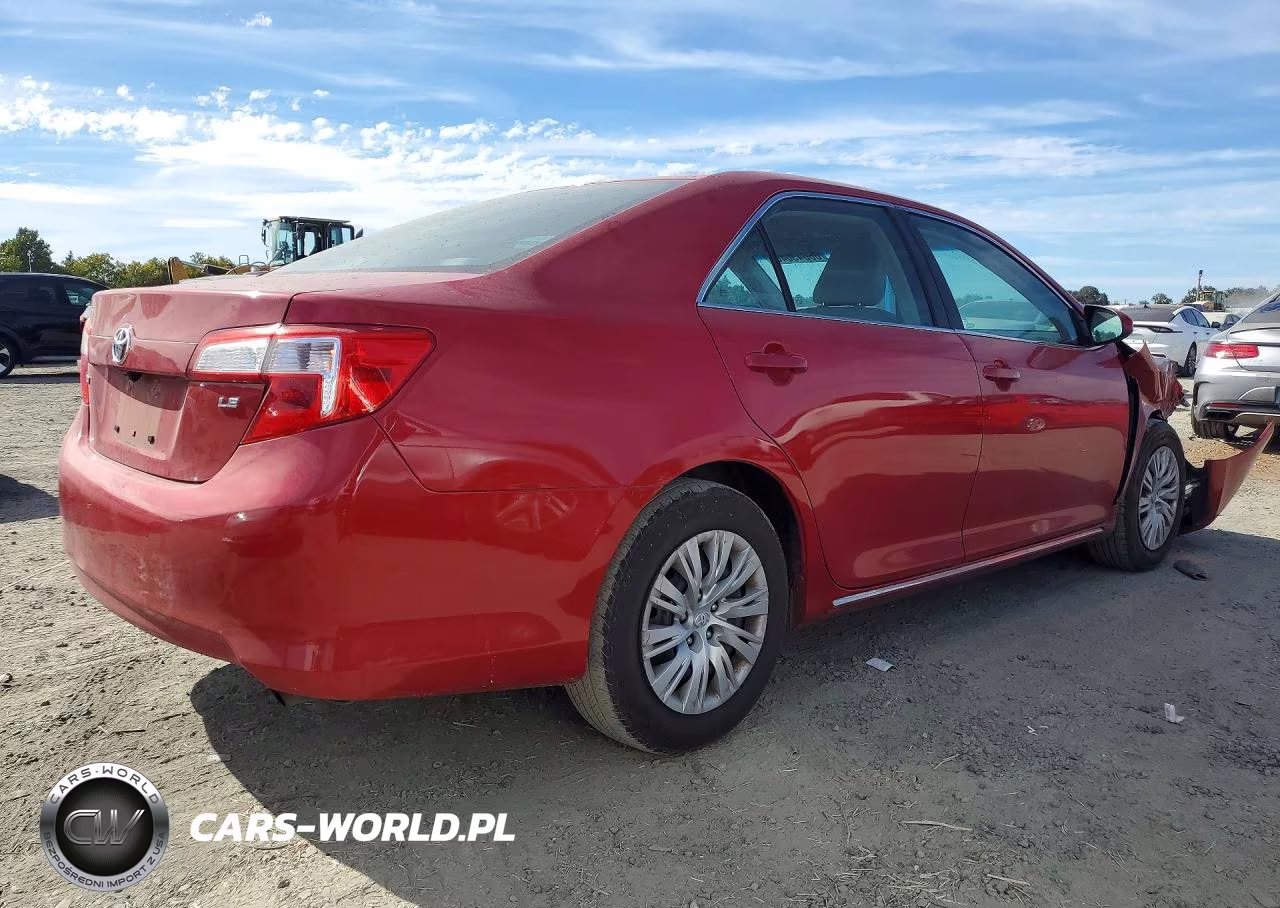 2013 Toyota Camry Le VIN:4T4BF1FK6DR308828 - 3