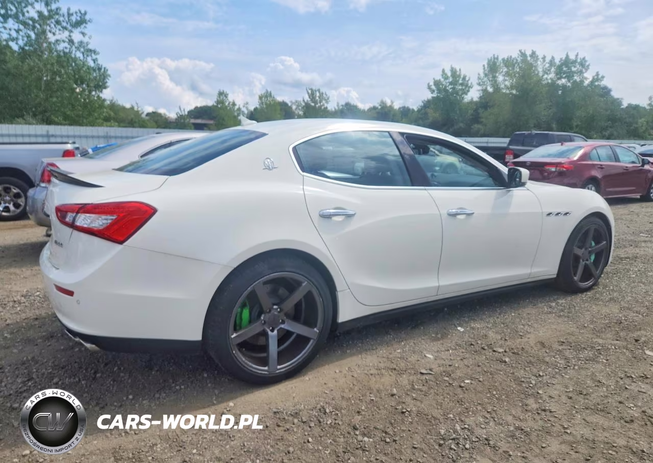 2014 Maserati Ghibli S VIN:ZAM57RTAXE1090586 - 3