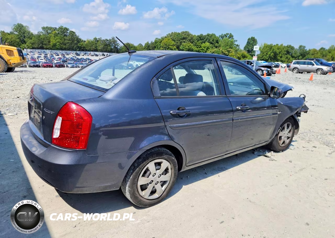 2011 Hyundai Accent Gls VIN:KMHCN4AC5BU605430 - 3