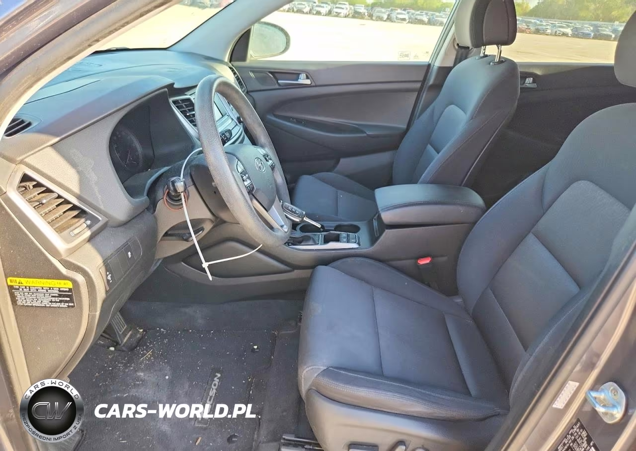 2017 Hyundai Tucson Se VIN:KM8J3CA47HU501806 - 7