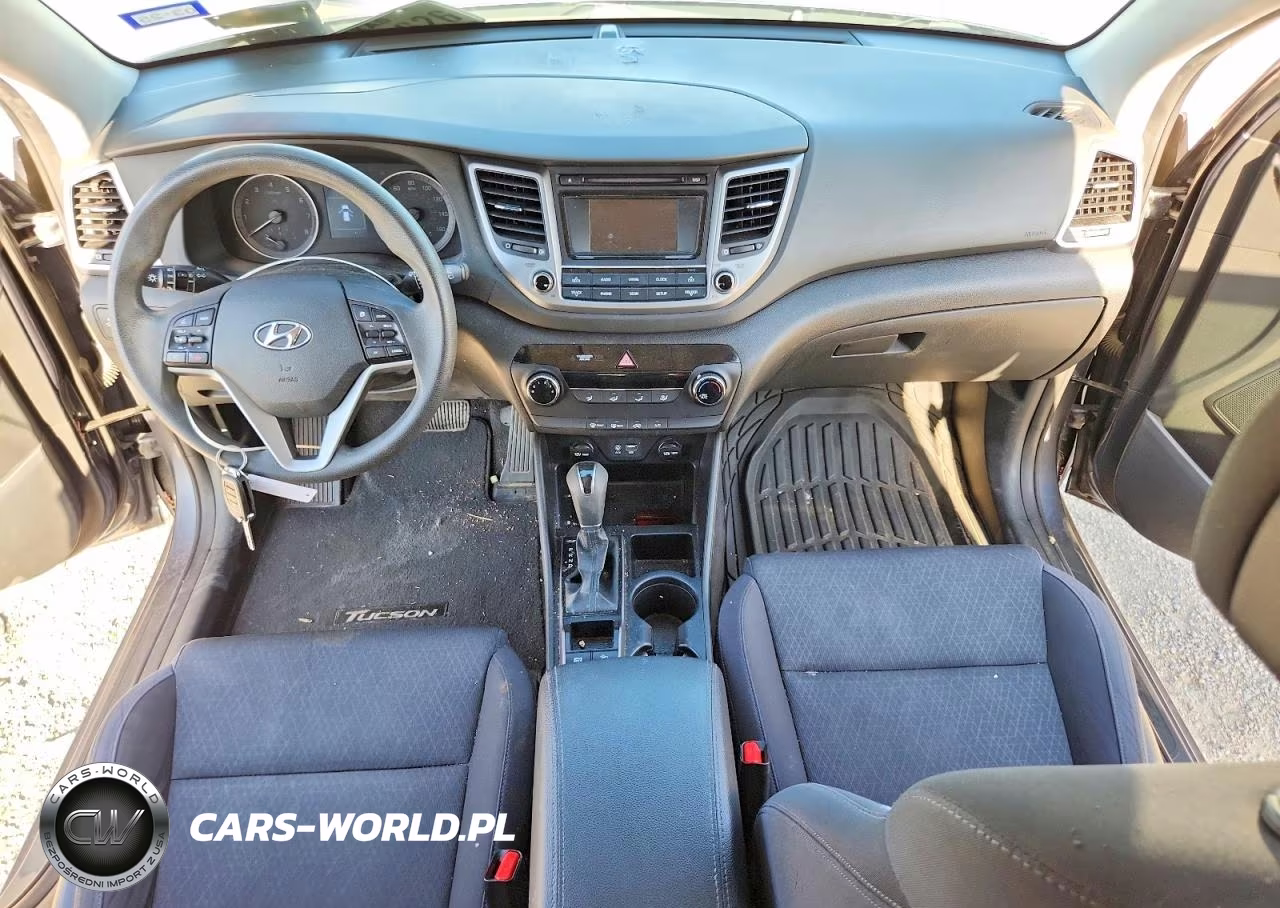 2017 Hyundai Tucson Se VIN:KM8J3CA47HU501806 - 8