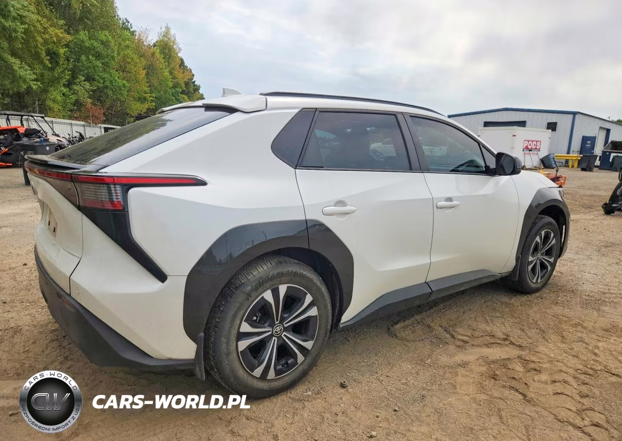 2024 Toyota Bz4X Xle VIN:JTMAAAAA5RA053685 - 3