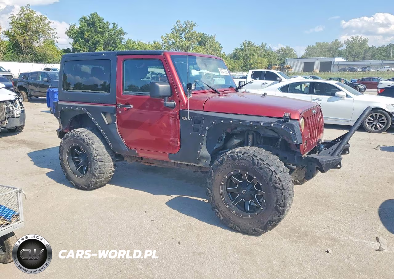 2013 Jeep Wrangler Sport VIN:1C4AJWAG2DL536940 - 4