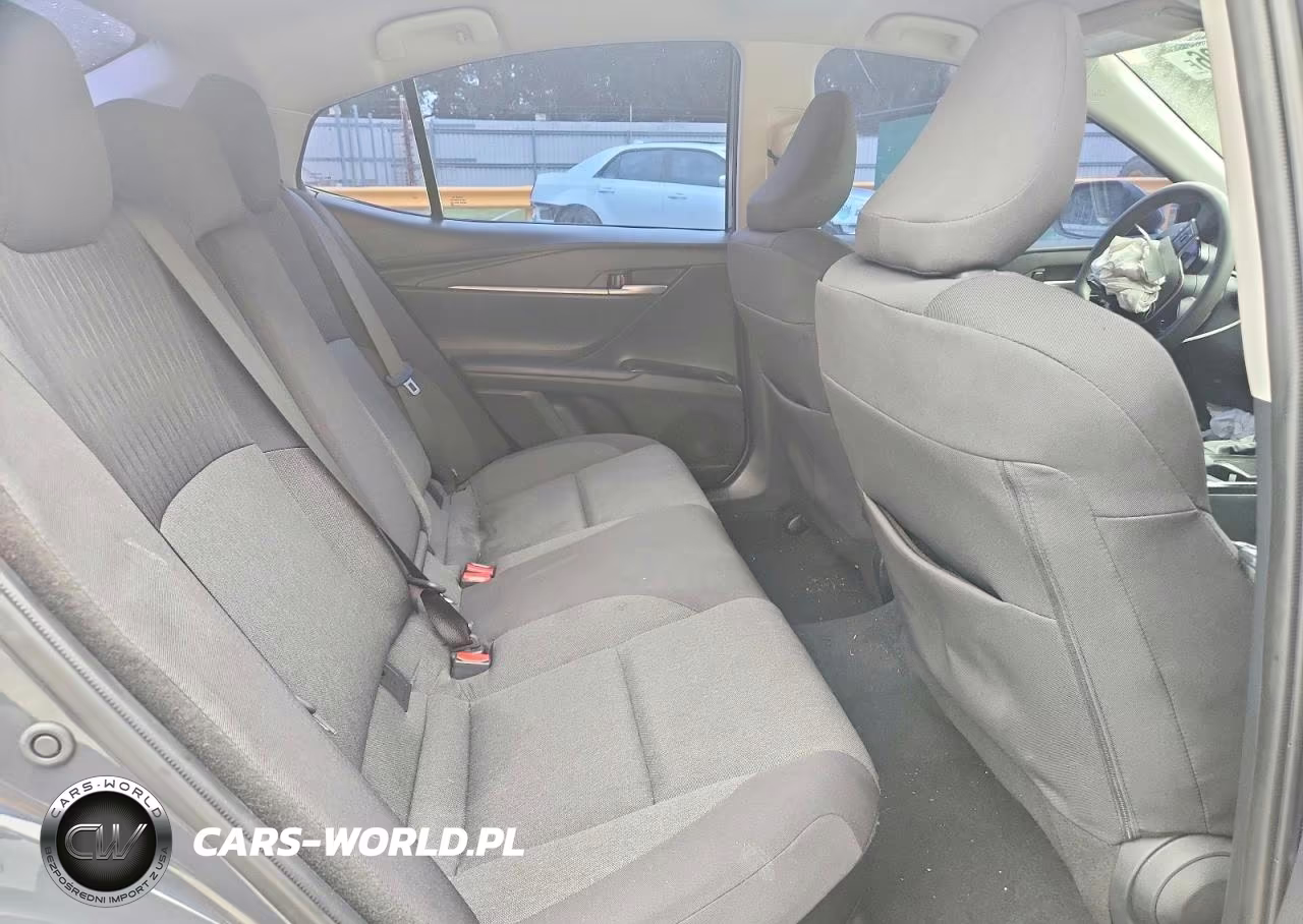 2025 Toyota Camry Le VIN:4T1DAACK3SU601511 - 10