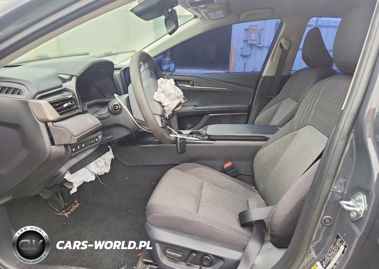 2025 Toyota Camry Le VIN:4T1DAACK3SU601511 - 7