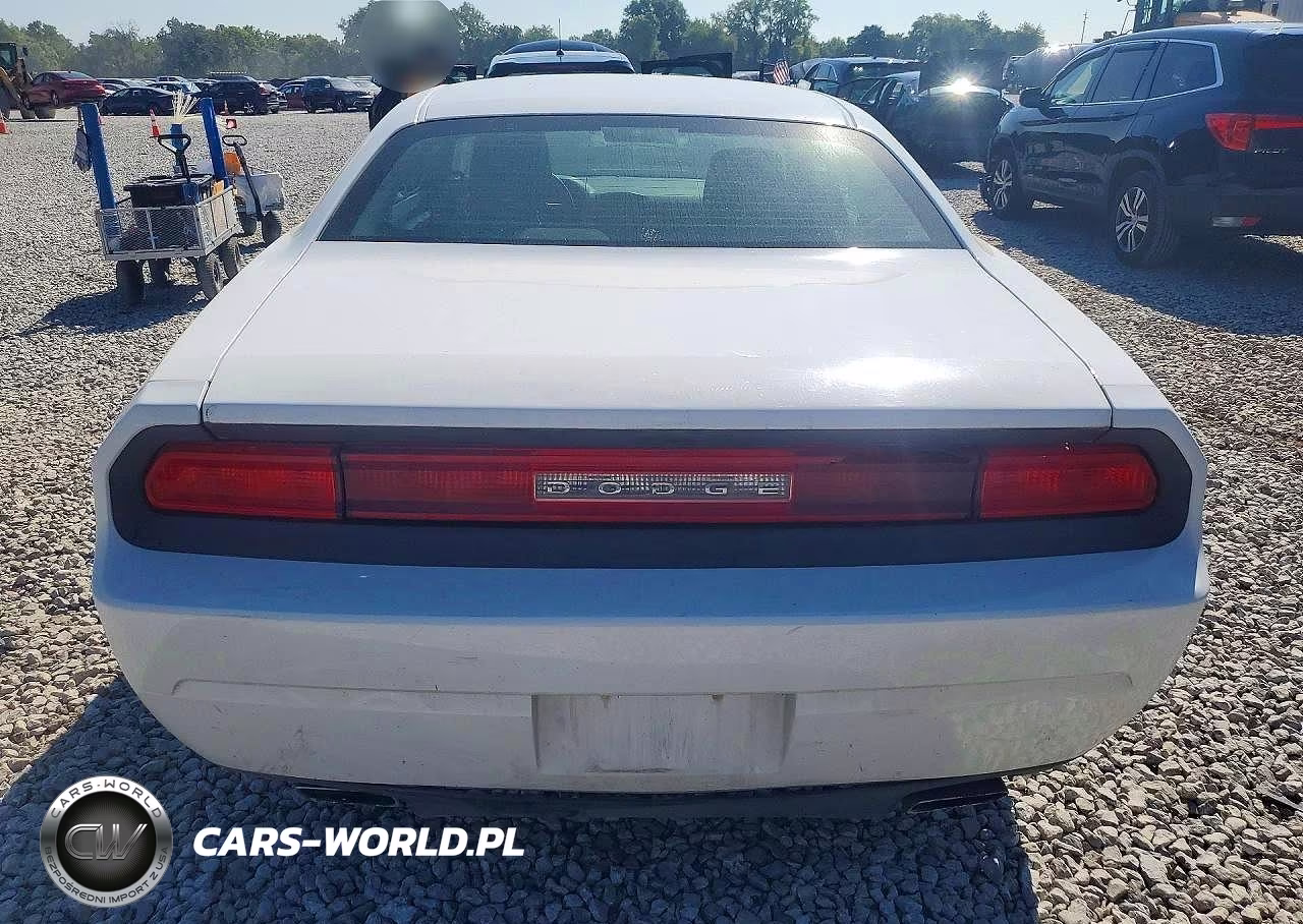 2013 Dodge Challenger VIN:2C3CDYAG3DH607642 - 6