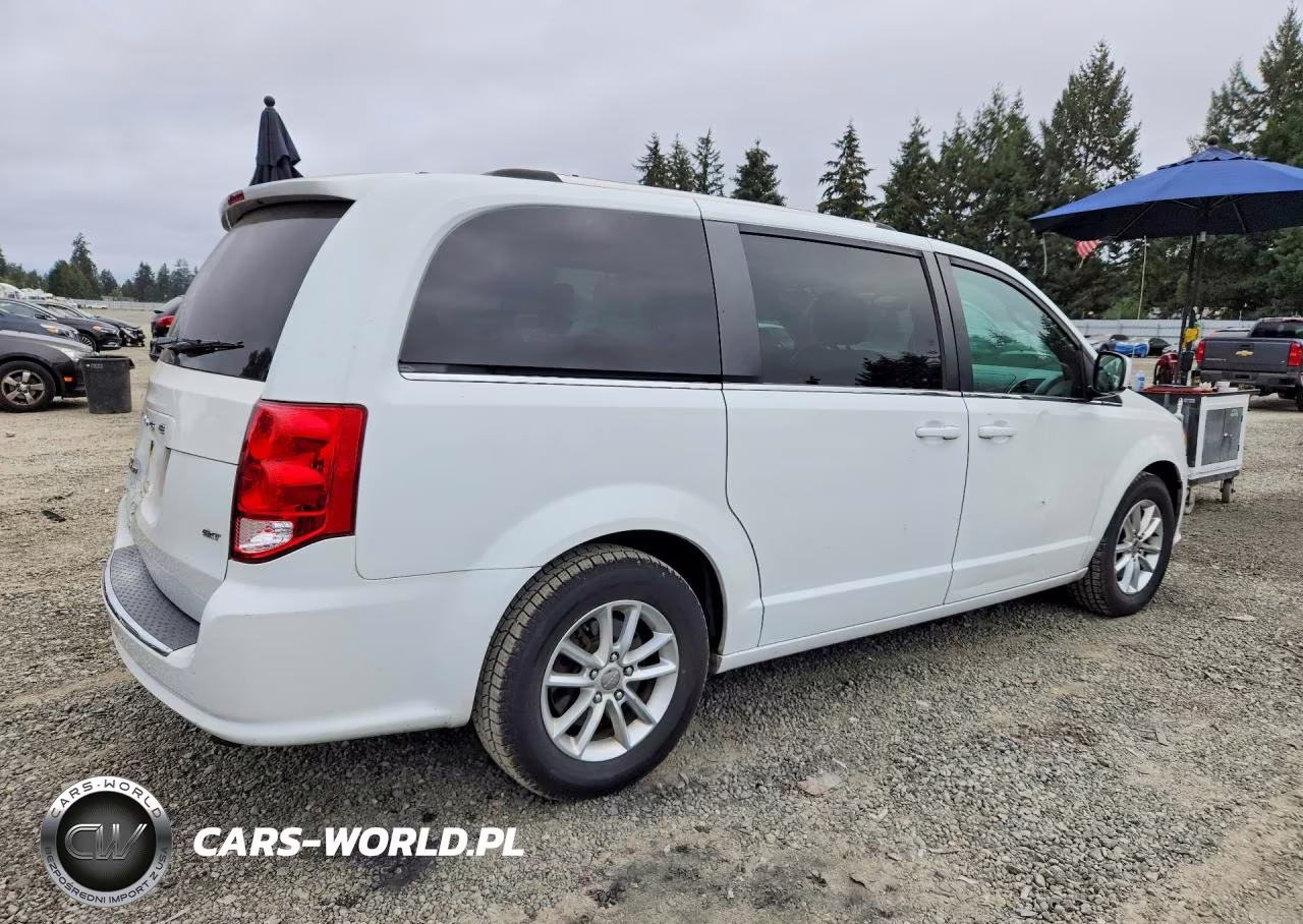 2020 Dodge Grand Caravan Sxt VIN:2C4RDGCG4LR174225 - 3