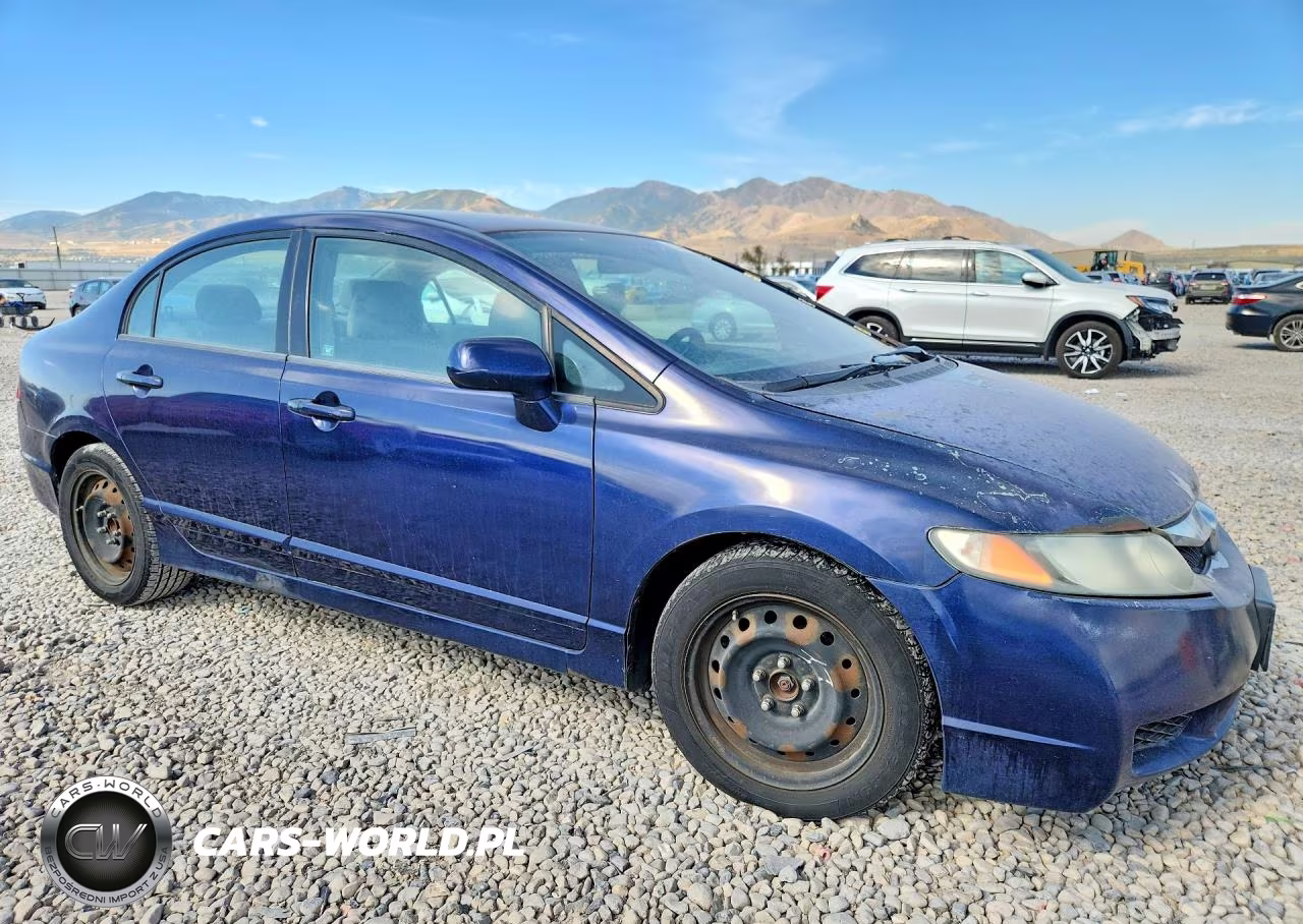 2011 Honda Civic Lx VIN:2HGFA1F58BH524710 - 4