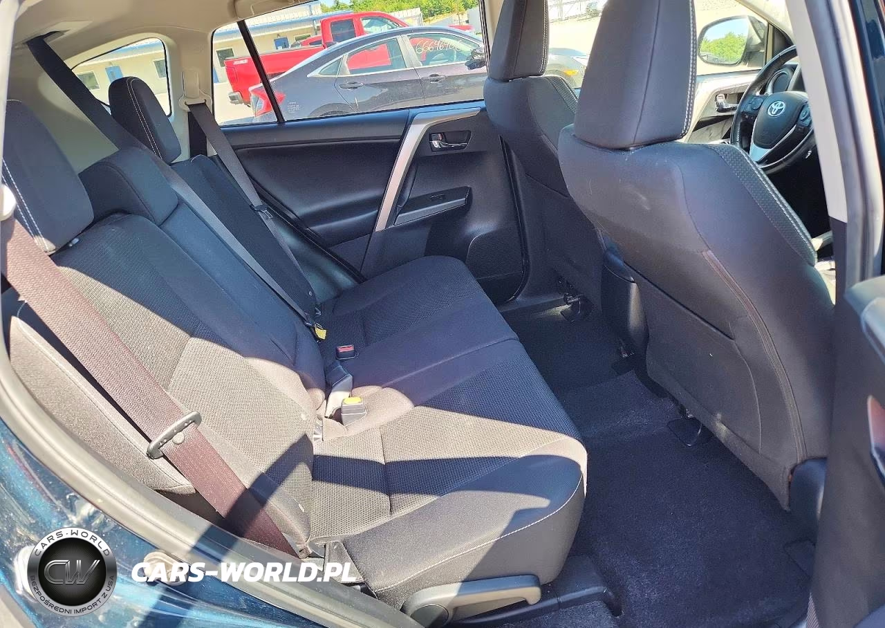 2018 Toyota Rav4 Xle VIN:JTMRFREV0JJ731277 - 11